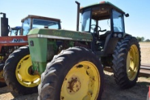 SALVAGE JOHN DEERE 2955 C/A TERP TRACTOR (HOLE IN BLOCK)