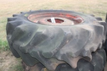 20.8-38 TRACTOR TIRE AND WHEELS