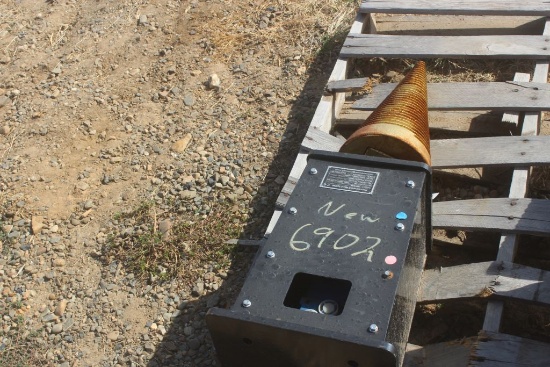 HYDRAULIC WOOD SPLITTER