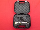 Glock 27 40cal semi auto, 3 mags, extended mag release, extended slide rele