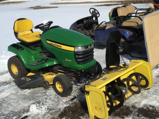 JD X300 hydro lawn tractor, 44" deck, 44" snowblower, 210hrs