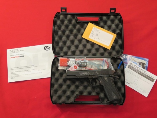 Walther Colt 1911 A1 .22LR semi auto pistol, Govt model, like new in box, s