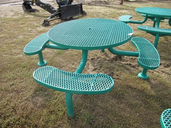 46" Round Picnic Table, tag#2487