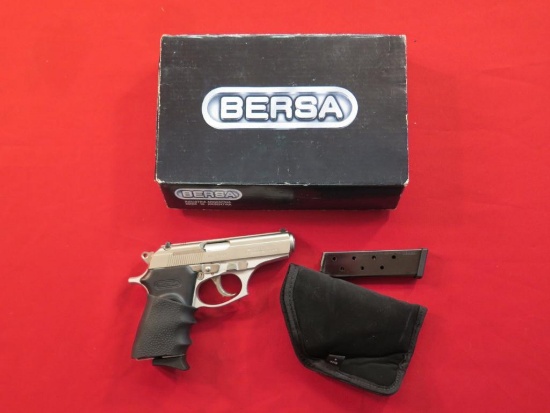 Bersa Thunder 380 .380acp semi auto pistol, 2 magazines, in original box, t