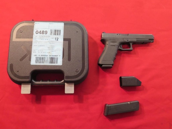 Glock G35 40s&w semi auto pistol, 2 mags, like new in case, tag#1271