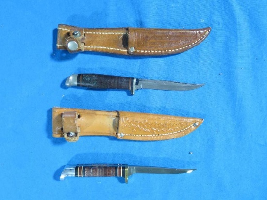 (2) Western and Case 6" knives with sheaths, tag#1425