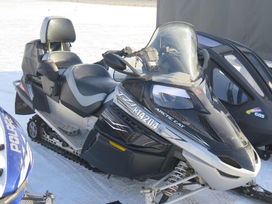 2008 Arctic Cat T21, 1100cc low mileage, clean machine (transfer & license