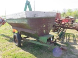 John Deere 68 auger wagon, tag#3753