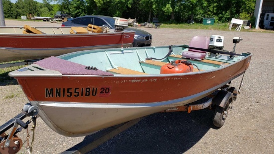 1973 Lund 14' aluminum w/Johnson 25hp motor (runs) on 1971 Spartan trailer