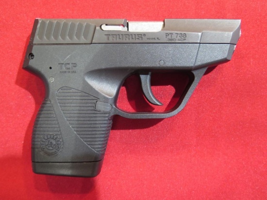 Taurus Model 738 TCP .380acp semi auto pistol, extra 6rd mag, like new in b