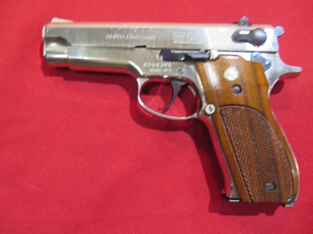 smith and wesson model 39 serial numbers