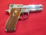 Smith & Wesson Model 39-2 9mm semi auto pistol, original box, polished stai