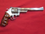 Smith & Wesson 629-2 44mag revolver, 8 3/8