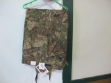 (2) Pairs of camo hunting pants, XXL extra long & medium, tag#6717
