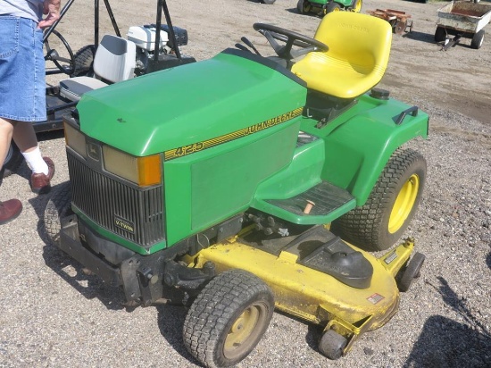 John Deere 425 54" riding mower - runs good~1506