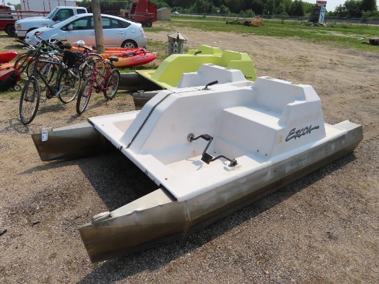 Ercoa aluminum/fiberglass paddle boat