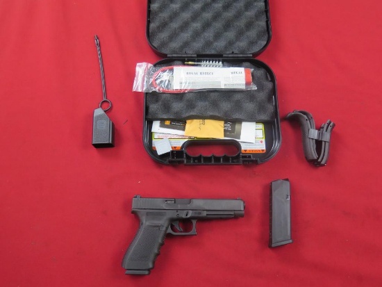 Glock 41 .45Auto semi auto pistol, 2 mags, extra grips, case, new~6695
