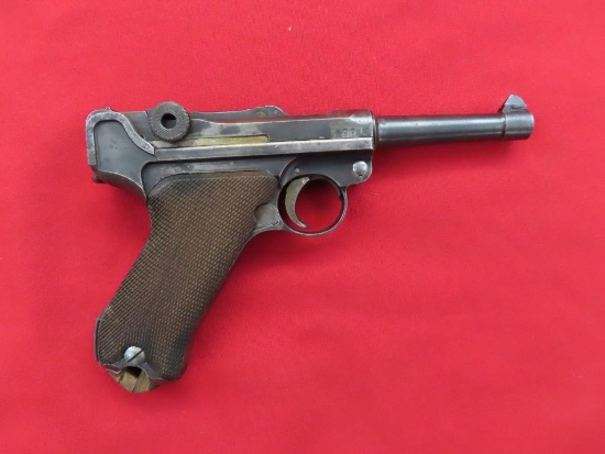Erfurt WWI German Luger 9mm semi auto, Dated 1916~1023