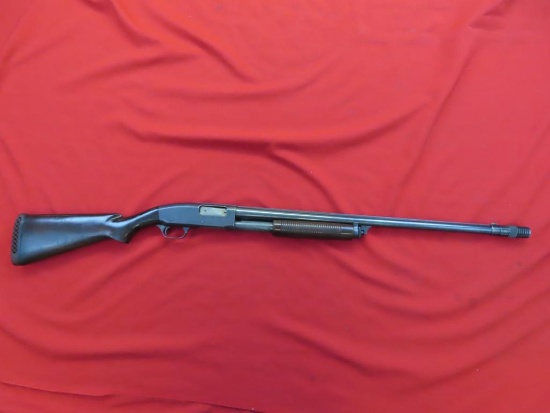 Remington model 31 12ga pump shotgun, 2 3/4", adjustable choke~1070