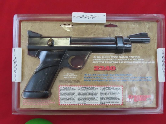 Crosman 2240 .22 pellet,CO2,single shot,test fired, LNIB~1336