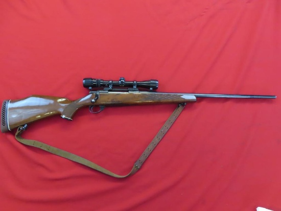 Smith and Wesson Model 1500 7 mm Bolt action rifle, made in Japan. Bushnell