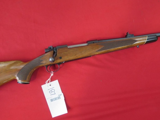 Winchester 70 25-06 Bolt Rifle,~3187