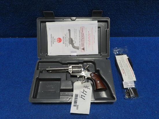 Ruger New Bear Cat 22 LR Revolver,New hard case~3323