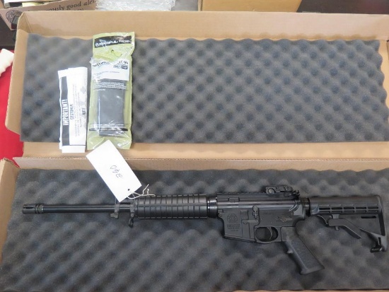 SMITH & WESSON M&P-15 5.56 SEMI, NEW IN BOX~6260