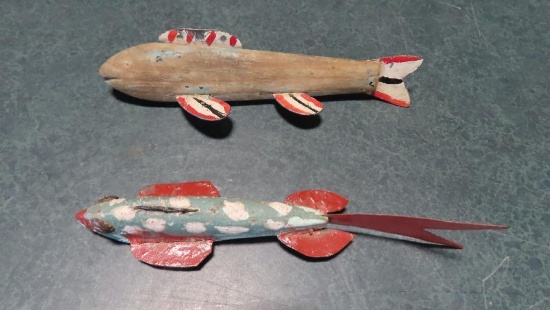 2 - Vintage spearing decoys~6673