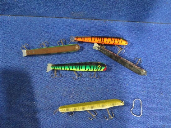5 - Suick & other musky jerk baits~6875