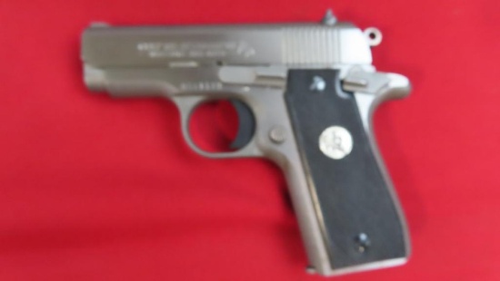Colt Mustang Plus II .380 semi auto pistol, shot very little~6938