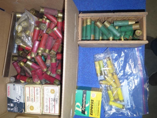 Approx 200rds 12ga ammo including some collectible~7027