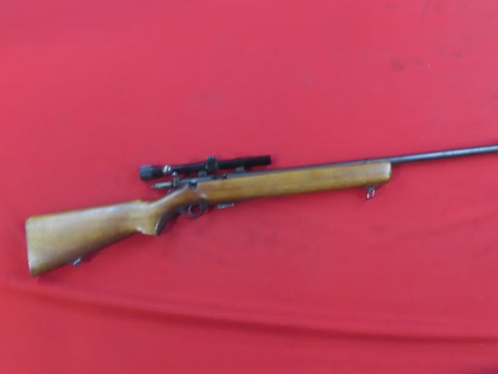Mossberg .22LR bolt action rifle, Weaver D4 scope ~6822