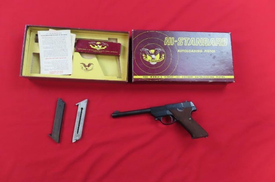 High Standard SK-100 Sport King .22LR semi auto pistol, lightweight, 3 mags