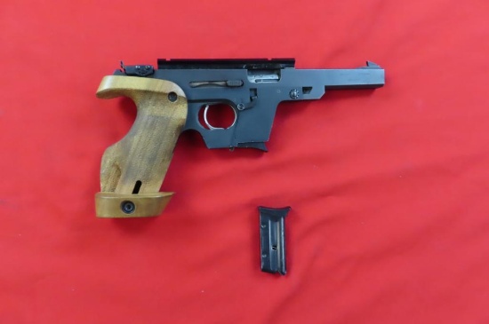 Walther OSP .22short semi auto pistol, 2 mags, tag #3056