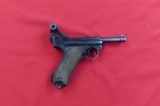 Luger 1939 9mm semi auto pistol, matching numbers (53), tag #3065