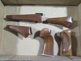 Thompson Center wooden grips & forearms, tag #3802