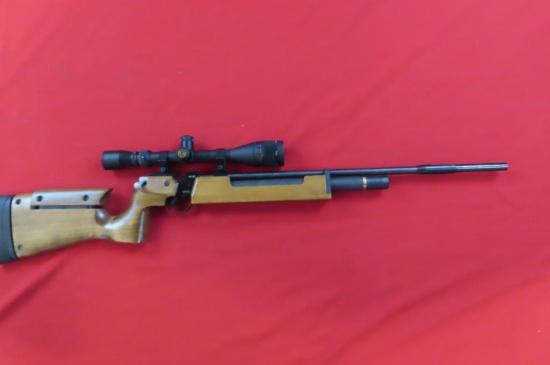 Air Arms S200 .177/4.5mm air rifle with Simmons 6-18x40 scope, tag#3902