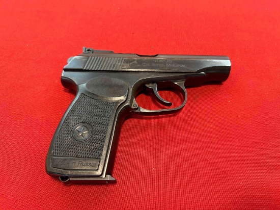 Baikal / KBI Inc Makarov 70 / IJ-70 9mm Makarov Semi Pistol Like new w/maga