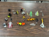 Flat of muskie / pike fishing lures~tag#4284