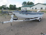 1992 Lowe 17' fishing boat with Johnson 70hp outboard, (recently serviced) Console, Live well,