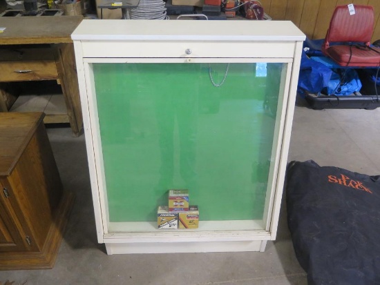 Western knife display unit, previousÂ owner used to display shell boxes.. (