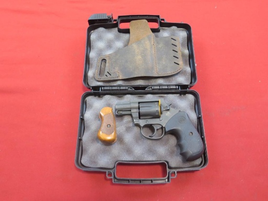 Rock Island Model 206 .38 Special Revolver, Includes hard case, holster, an