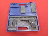 Colt Commander 1911A1 .45 ACP accurized with adj. sights and box |CJ18717,