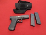Glock 21 .45Auto semi auto pistol with holster, 3 mags, manual|WH906US, tag