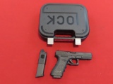 Glock, unfired G17, Gen 3 9mm Semi-auto New in box. Comes with two 17-round