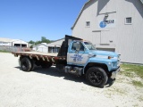 1992 Ford Diesel F700 Flat Bed Truck