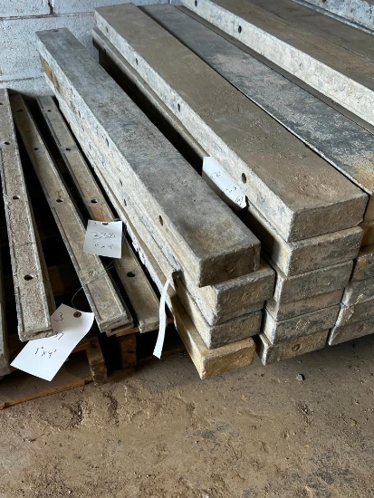 (5) 4" x 4' Tuf-n-lite aluminum concrete forms, smooth, 6-12 hole pattern