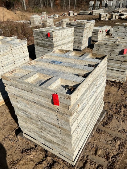 (20) 36" x 4' Western Aluminum Concrete Forms, Smooth, 6-12 Hole Pattern, with attached hardware,