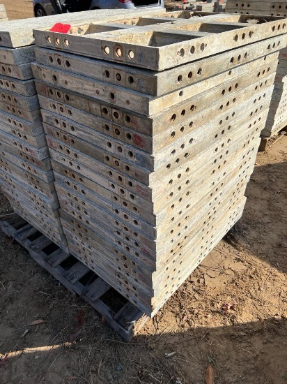 (20) 36" x 2' Western Aluminum Concrete Forms, Smooth, 6-12 Hole Pattern, with attached hardware,
